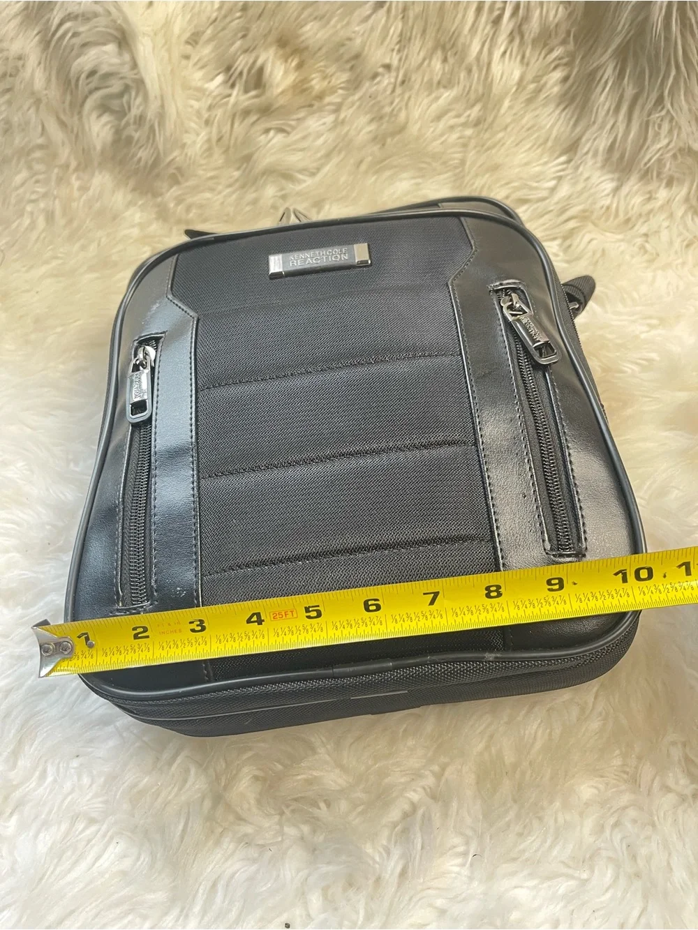 Kenneth Cole Reaction Black Leather Messenger Crossbody